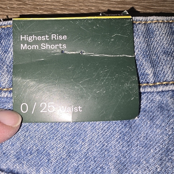 NWT Wild Fable Highest Rise Mom Short Cuffed Denim Jean HAPPY Shorts 0 25R 25 R - Picture 10 of 10